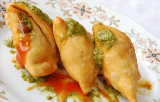samosa-delhi-street-food-guide